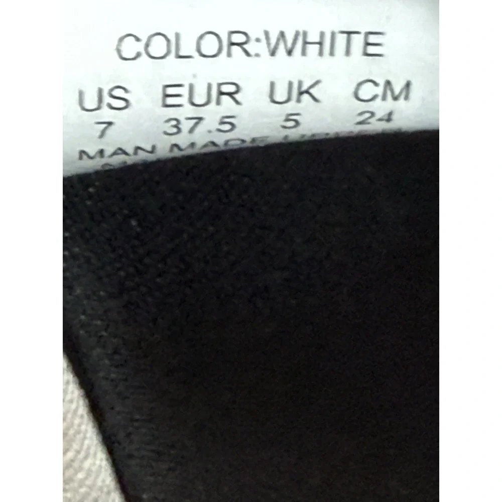 Snibbs Spacecloud Non-Slip Work Shoes Womens Sz 7 US White Sneakers